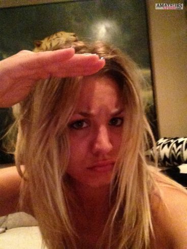 Kaley saluting in hacked selfie from celeb icloud