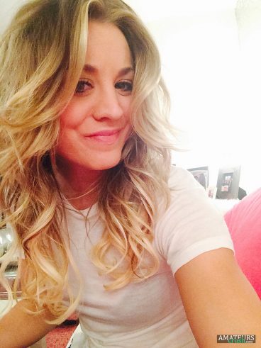 Sexy Kaley Cuoco smile selfie leaked