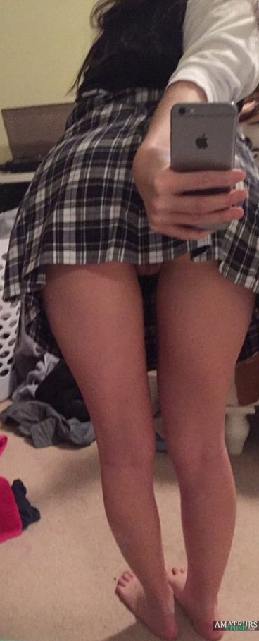 Sexy teen amateur upskirt pussy selfie from behind