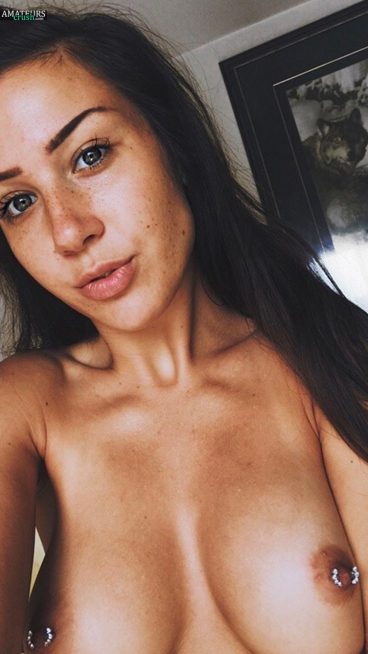 Lovely naked babe brunette GF pic boobs exposed